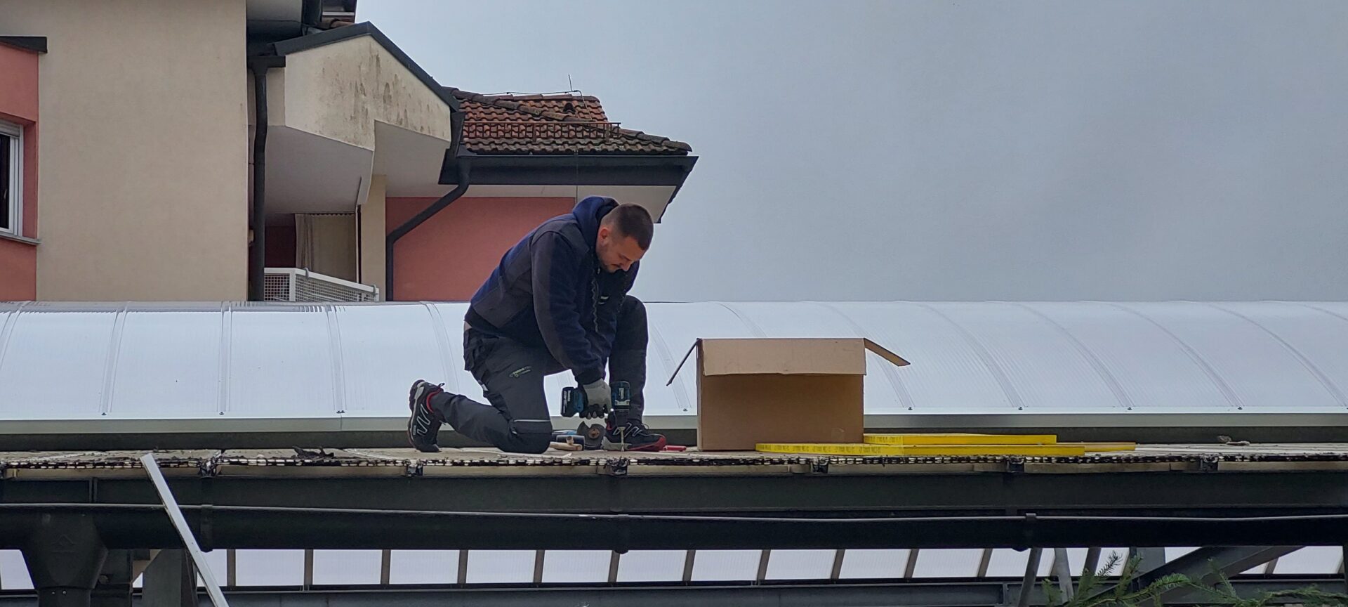 Montaža polikarbonatne kritine