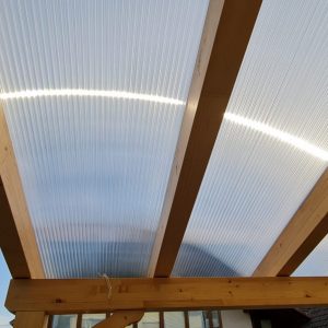 Večslojna polikarbonatna plo&scaron;ča