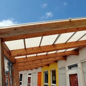 Polikarbonatne večslojne plo&scaron;če