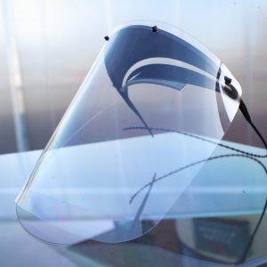 Polikarbonatno steklo, prozorna